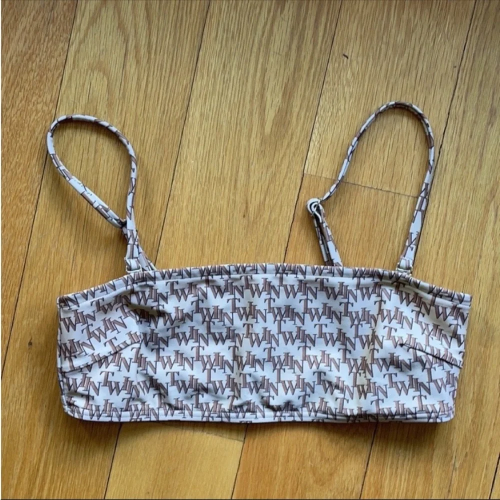 TWIIN Ego Bikini Bandeau Top V Cut Bottom Medium - Picture 5 of 10